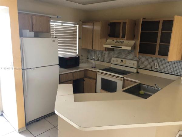 Lakeshore At University Park, 8710 N Sherman Cir #508, Miramar, Florida 33025, image 1
