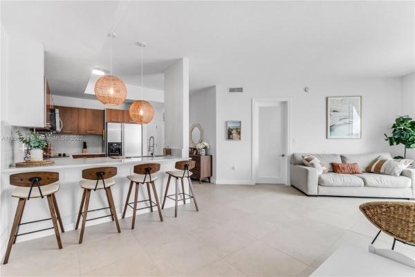 Metropolis At Dadeland, 9055 SW 73rd Ct #807, Kendall, Florida 33156, image 2