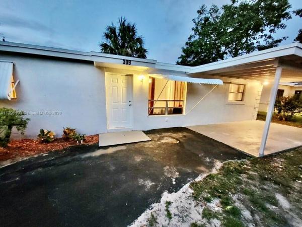 Pleasant Ridge, 309 NW 3rd St, Deerfield Beach, Florida 33441, image 1
