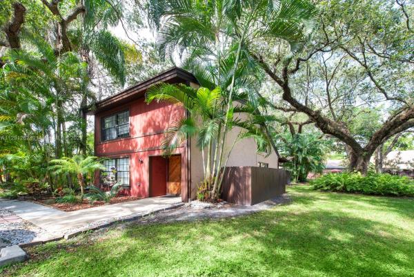 Tamerlane, 3331 Freedom Dr, Hollywood, Florida 33021, image 1