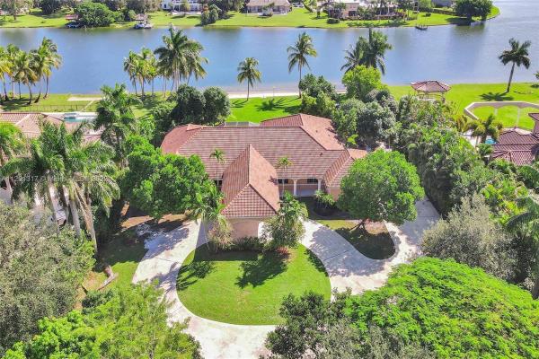 Banyan Lakes, 8946 W Wendy Ln W, West Palm Beach, Florida 33411, image 1