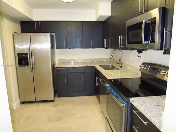 Charter Club, 600 NE 36th St #PH-16, Miami, Florida 33137, image 2