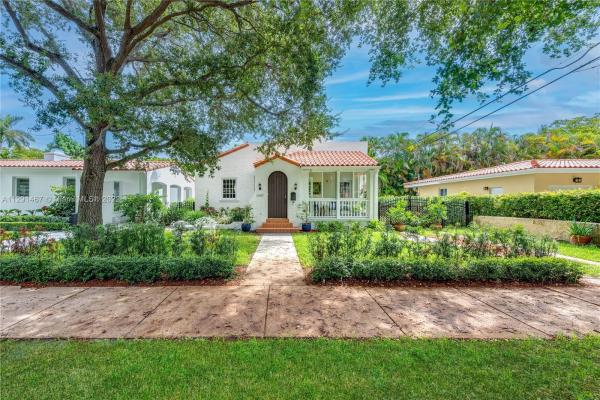 Granada, 1507 Columbus Blvd, Coral Gables, Florida 33134, image 2