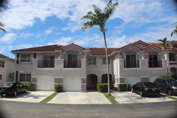 Villas At The Hammocks, 10130 SW 154th Cir Ct #109-9, The Hammocks, Florida 33196, image 1