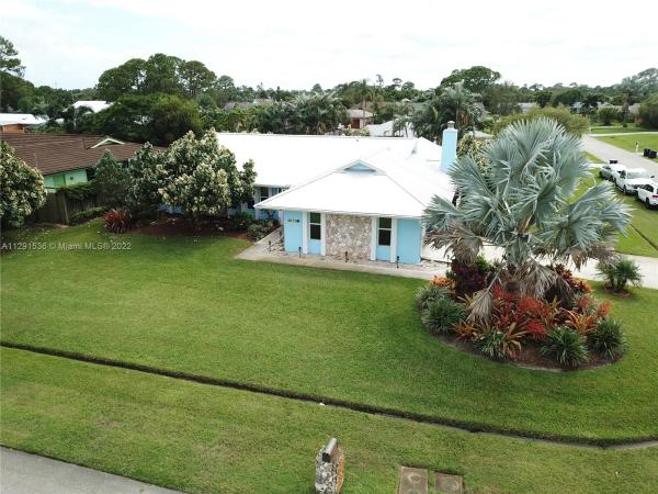 Riverview, 902 SE Brookedge Ave, Port St. Lucie, Florida 34983, image 2