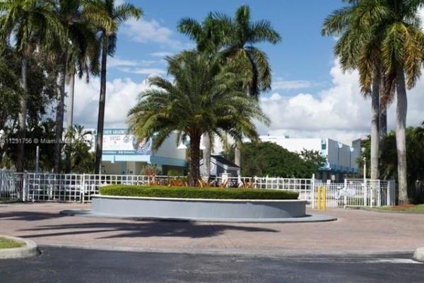 Le Club At Old Cutler, 8640 SW 212th St #307, Cutler Bay, Florida 33189, image 1