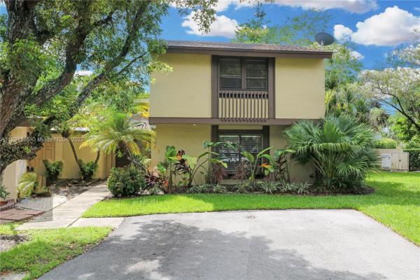 Briar Lake, 9194 SW 132nd Ln, Kendall, Florida 33176, image 1