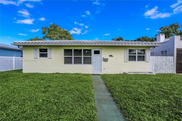Hollywood Lakes, 1611 Madison St, Hollywood, Florida 33020, image 2