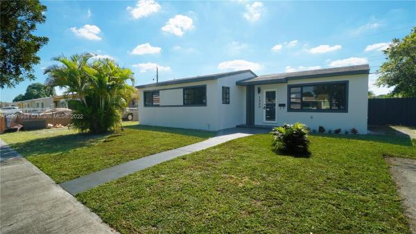 Scott Lake Manor, 1320 NW 179th St, Miami Gardens, Florida 33169, image 2