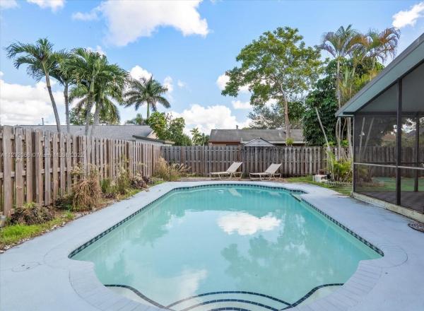 Windward Isle, 4340 NW 116th Ter, Sunrise, Florida 33323, image 2