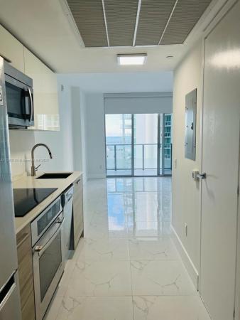 Brickell House, 1300 Brickell Bay Dr #1806, Miami, Florida 33131, image 2