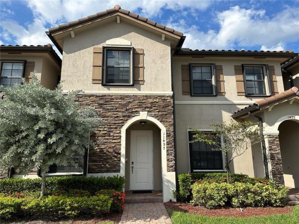 Artesa At Coco Palm Estates, 11497 SW 250th St #., Princeton, Florida 33032, image 2