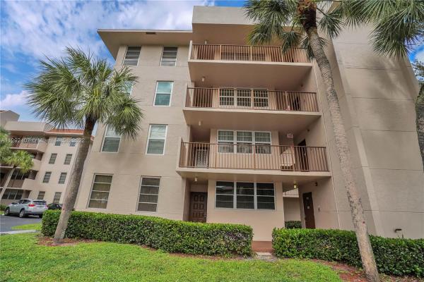 Sabal Palm Of Pine Island Ridge, 9501 Seagrape Dr #101, Davie, Florida 33324, image 2