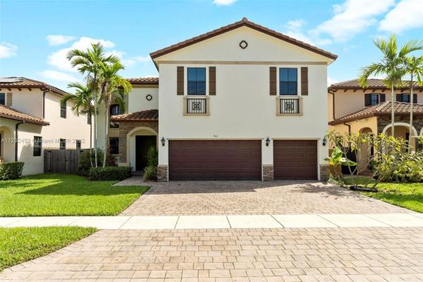 Sonoma At The Vineyards, 551 SE 35th Ave, Homestead, Florida 33033, image 2