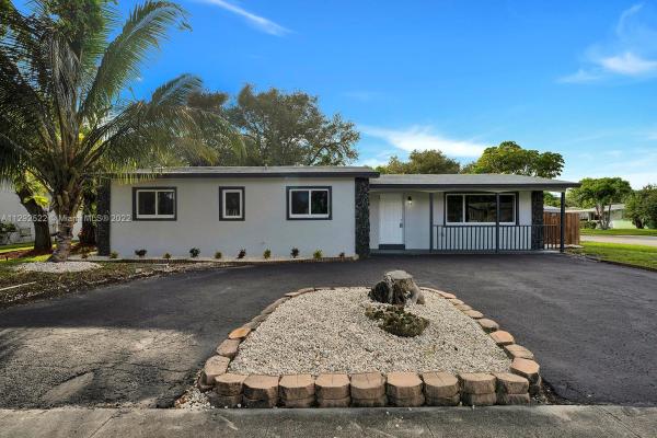 Boulevard Heights, 350 N 68th Way, Hollywood, Florida 33024, image 2