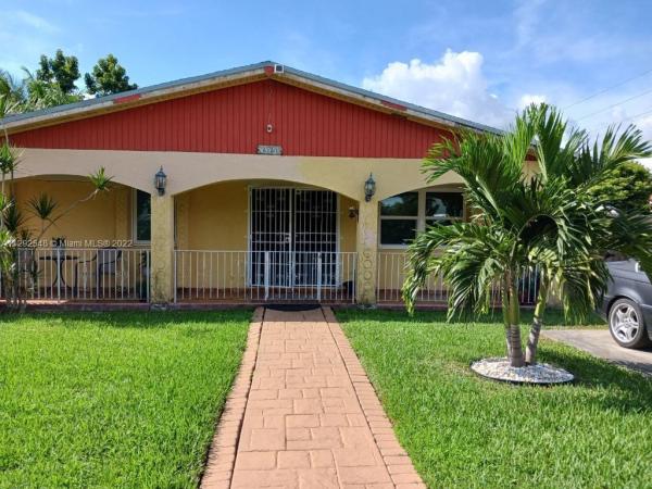 Kings, 16160 SW 304th St, Leisure City, Florida 33033, image 1