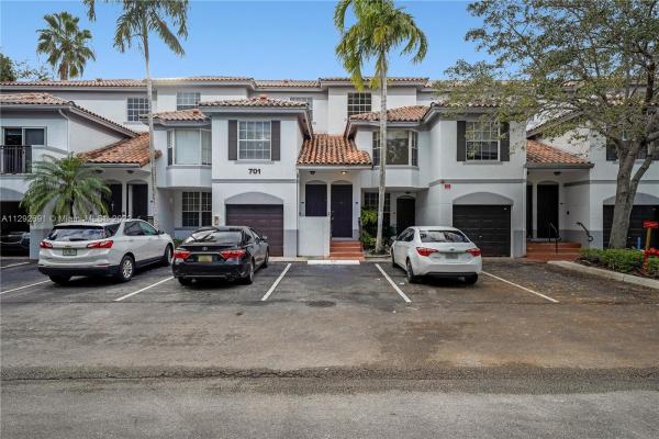 Villas De Tuscany, 701 SW 148th Ave #107, Sunrise, Florida 33325, image 1