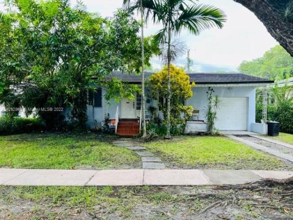 Davis Orchard, 1308 El Rado St, Coral Gables, Florida 33134, image 1