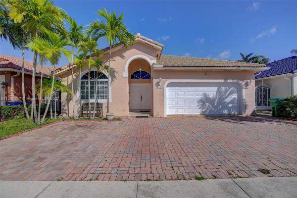 3333 SW 152nd Pl, Unincorporated Dade County, Florida 33185, image 2