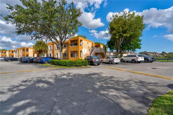 Lake Forest Park, 6231 SW 131st Ct #204, Kendale Lakes, Florida 33183, image 1