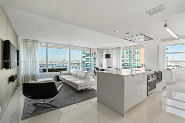 South Pointe Towers, 400 S Pointe Dr #1609, Miami Beach, Florida 33139, image 1