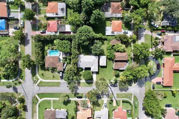 Edgewater Park, 1440 La Baron Dr, Miami Springs, Florida 33166, image 1