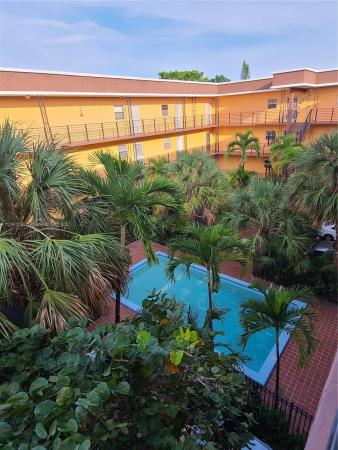 Malky, 365 NE 125th St #211, North Miami, Florida 33161, image 1