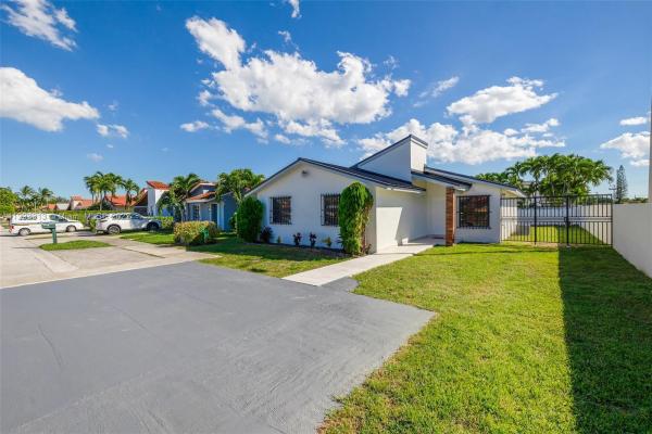 Sunset Prado, 10620 SW 66th Ter, Sunset, Florida 33173, image 1