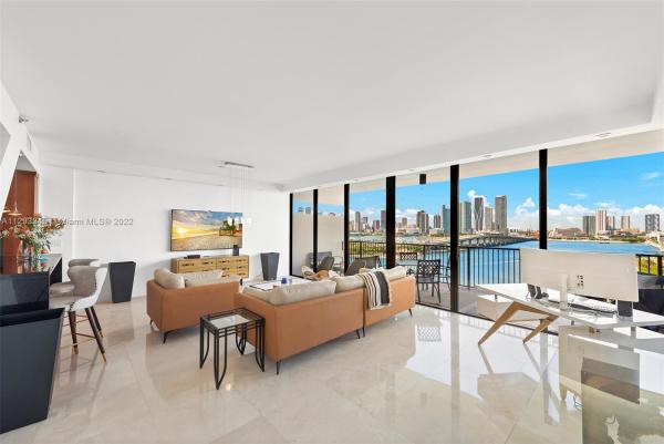 One Thousand Venetian Way, 1000 Venetian Way #1108, Miami, Florida 33139, image 1