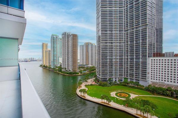 Epic Hotel & Residences, 200 Biscayne Boulevard Way #1406, Miami, Florida 33131, image 2