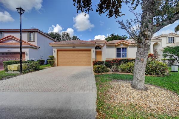 Cambridge Park, 5523 Lake Tern Ct, Coconut Creek, Florida 33073, image 1