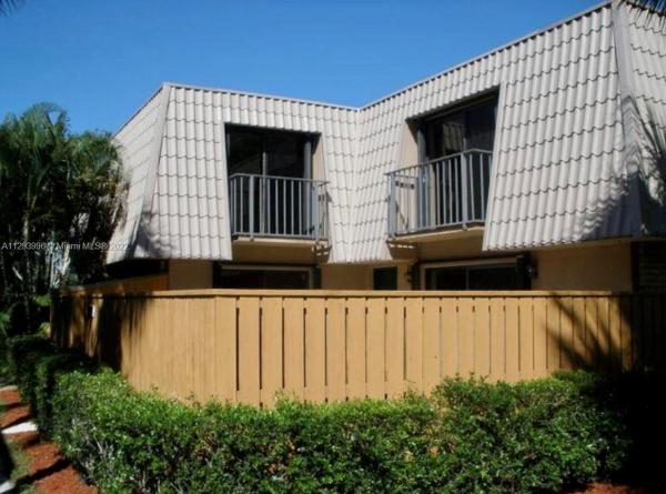 Village Of Sandalwood Lakes South, 5107 51st Way, West Palm Beach, Florida 33409, image 2