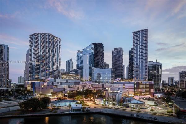 Rise Brickell City Centre, 88 SW 7th St #3308, Miami, Florida 33130, image 2