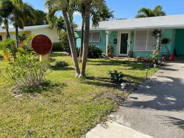Central Park, 137 SW 13th Ave, Boynton Beach, Florida 33435, image 1
