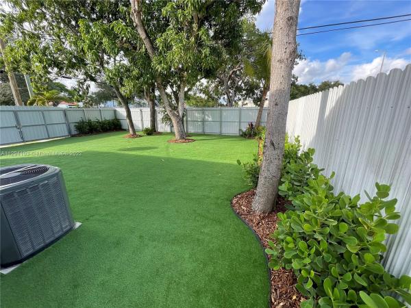 Floral Park, 5301 NW 18th Ave, Miami, Florida 33142, image 2