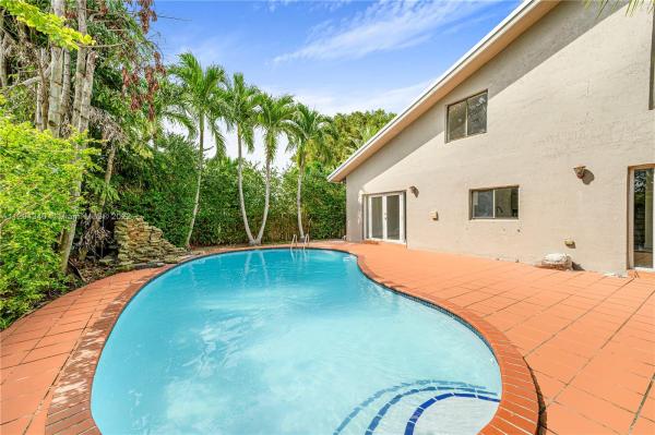 Country Tree, 14442 SW 111th St, The Hammocks, Florida 33186, image 1