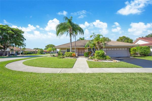 Royal Springs South, 7816 Sunflower Dr, Margate, Florida 33063, image 1