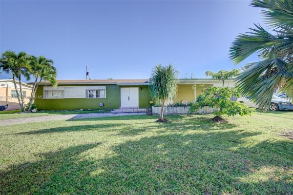 Cutler Ridge, 9530 Cutler Ridge Dr, Cutler Bay, Florida 33157, image 2