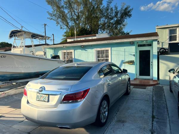 Lake Areta, 1585 W 73rd St, Hialeah, Florida 33014, image 1