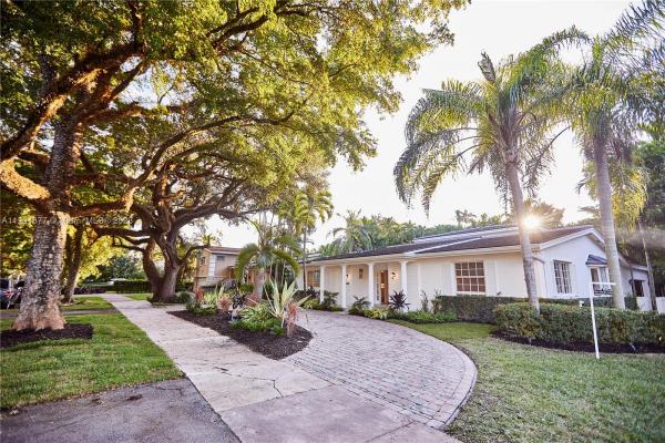 Riviera, 4300 Monserrate St, Coral Gables, Florida 33146, image 2