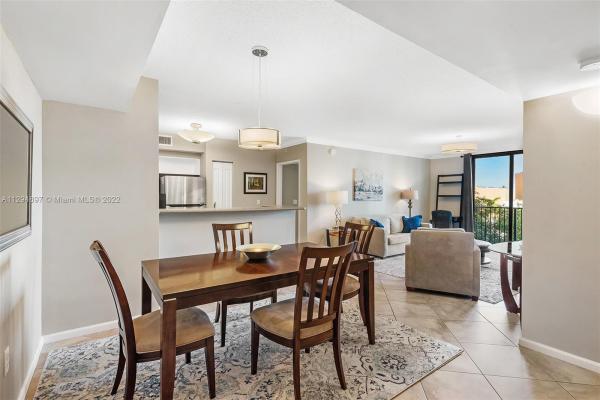 Regent Park At Young Circle, 1919 Van Buren St #514A, Hollywood, Florida 33020, image 2