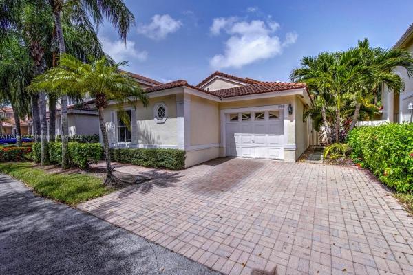 West Lake Village, 1480 Sweetbay Way, Hollywood, Florida 33019, image 2