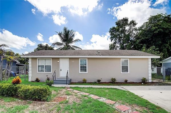 Palm Beach Lakes South, 310 E Elaine Cir E, West Palm Beach, Florida 33409, image 2