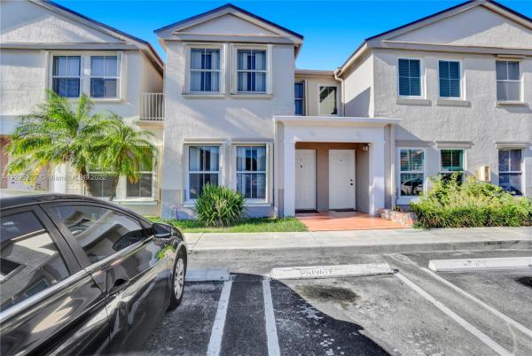 Oakview, 9187 Fontainebleau Blvd #403, Fountainebleau, Florida 33172, image 1