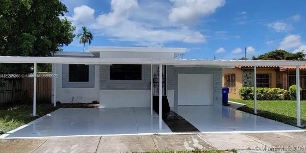 Curry, 930 NW 43rd St, Miami, Florida 33127, image 1