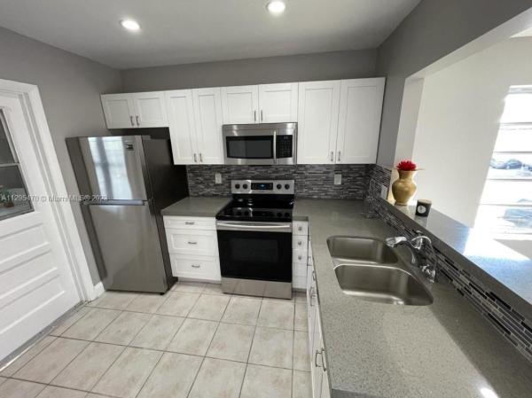Gateland Village, Davie, Florida 33024, image 1