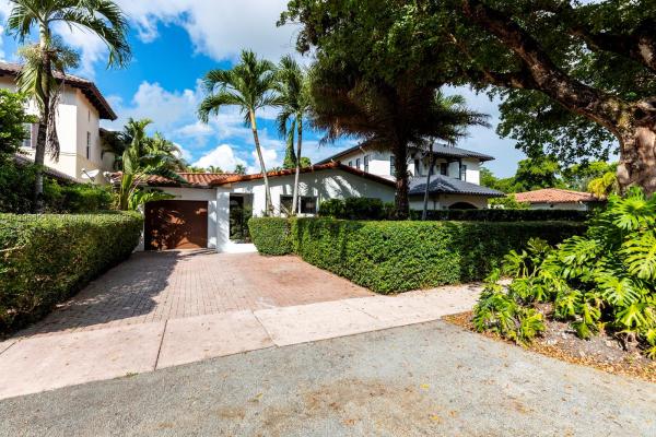 Coral Estates, 707 Madeira Ave, Coral Gables, Florida 33134, image 1