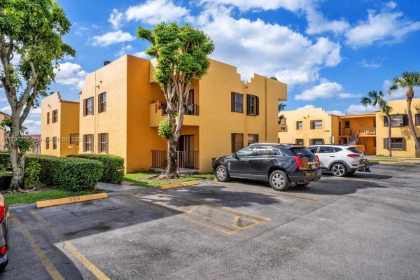 Soleil Lake, 516 NW 114th Ave #201, Sweetwater, Florida 33172, image 1