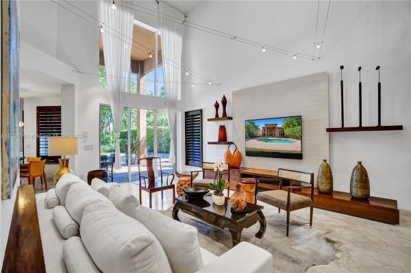 Presidential Estates, 1625 NE 194th St, Ojus, Florida 33179, image 1