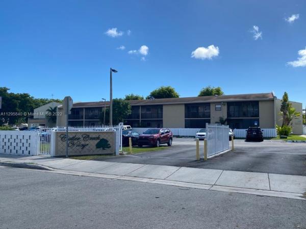 Cutler Creek Village, 10350 SW 220th St #146, Cutler Bay, Florida 33190, image 1